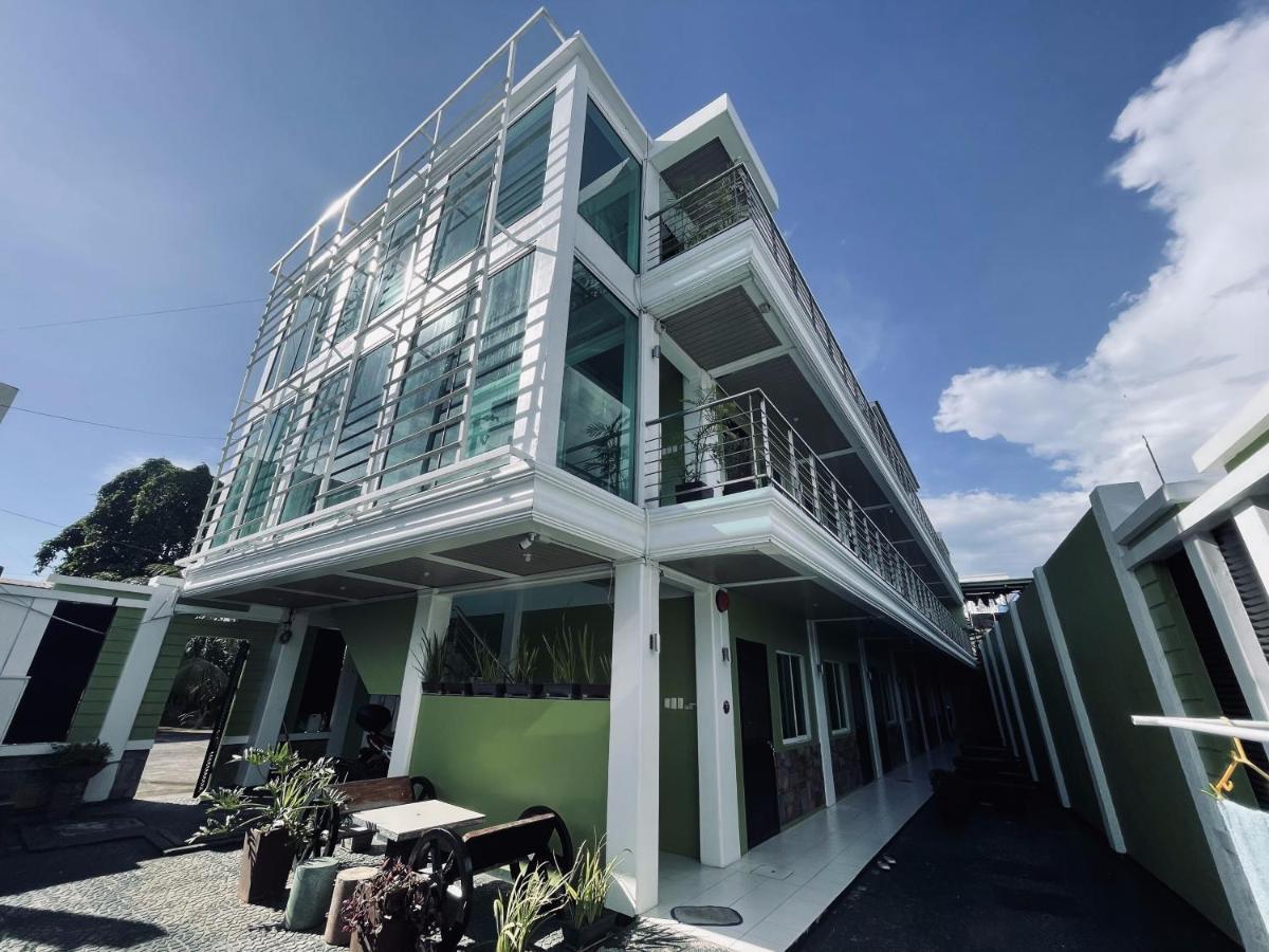 Delta Star Manor Hotell Naga  Eksteriør bilde